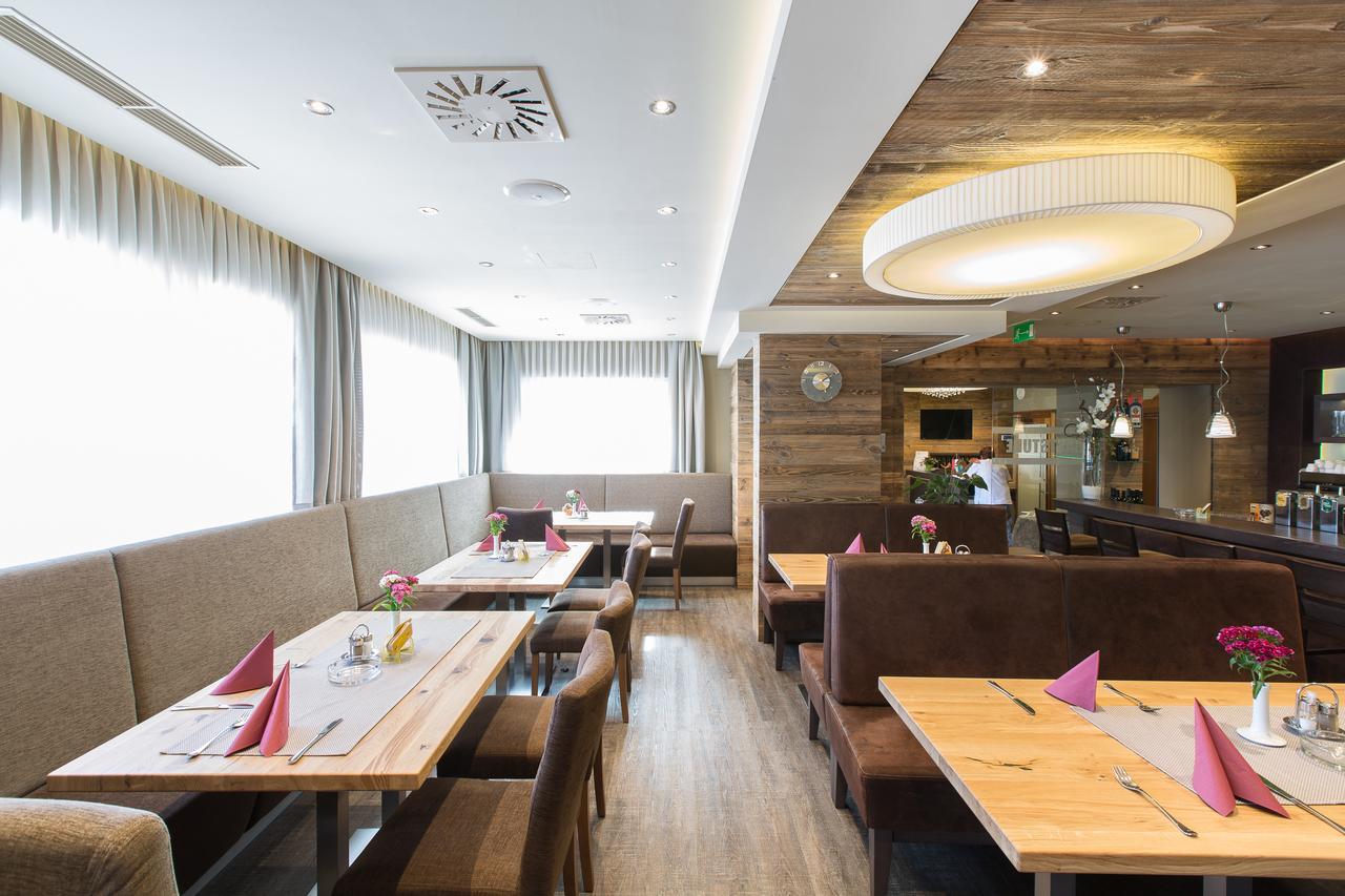 Hotel-Restaurant Schweinberger Stetten Exteriör bild