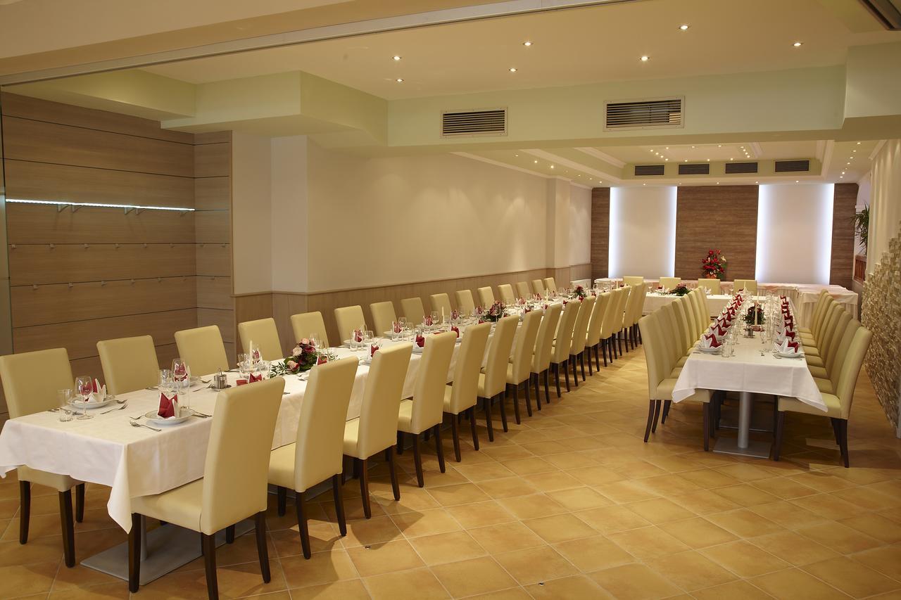 Hotel-Restaurant Schweinberger Stetten Exteriör bild